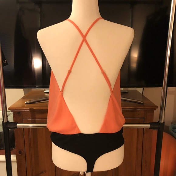 NWOT, Bodysuit with Plunging Neckline and Back size Large - Picture 4 of 16